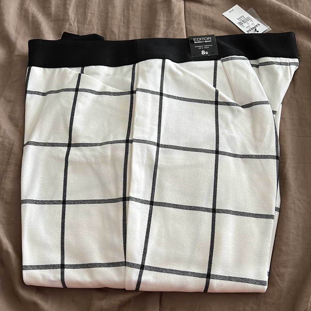 Express barely Boot editor pant ✨ white pattern dress pant - brand new